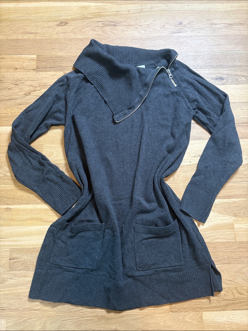 eight eight eight Charcoal Zip Funnel-Neck Tunic Sweater